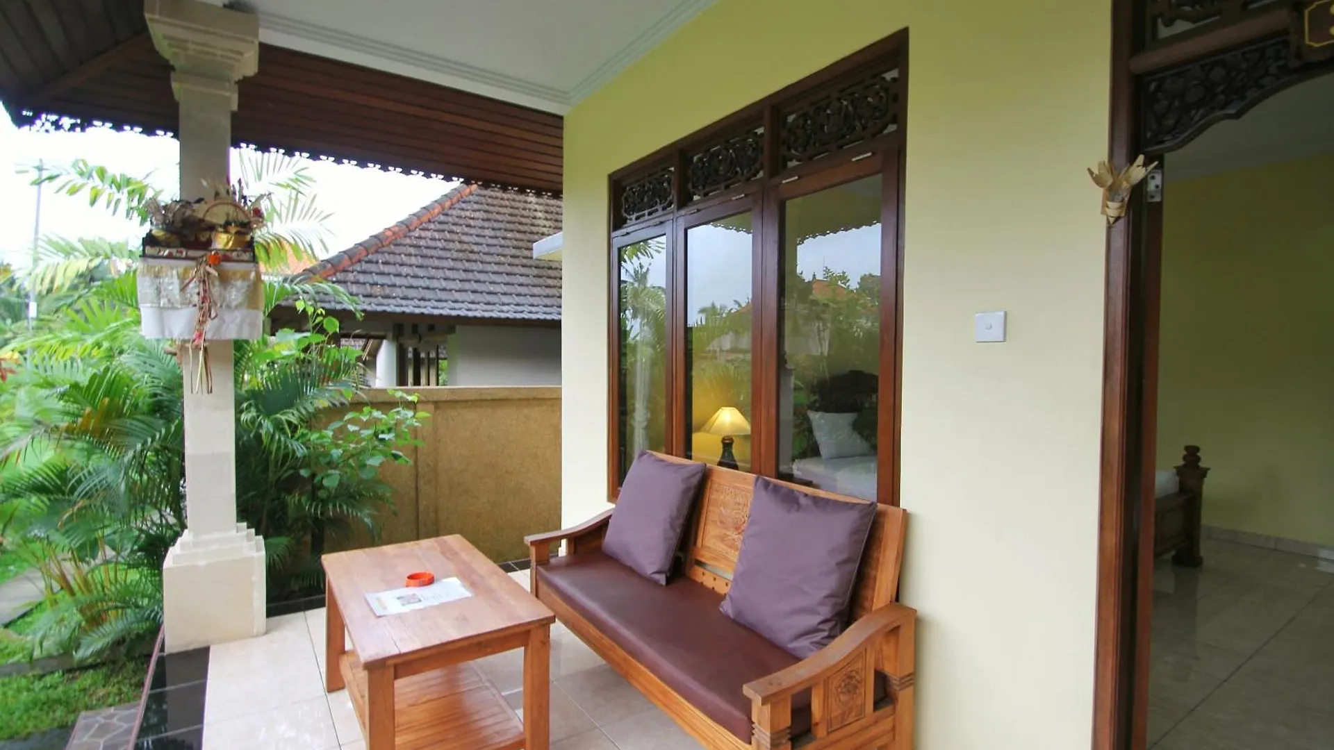 Sari Bungalow Убуд Гостевой дом